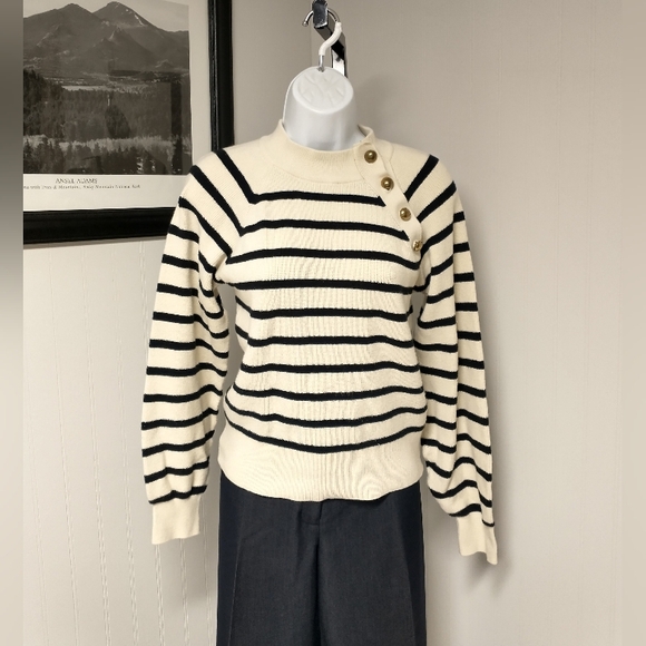 Who What Wear Long Sleeve Stripe Crewneck Pullover Knit Sweater Size XS - Picture 6 of 9